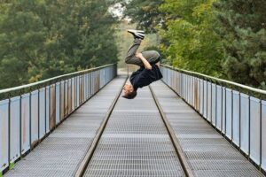 Actionfotografie - Parkour im Landschaftspark (c) Klaus Wohlmann